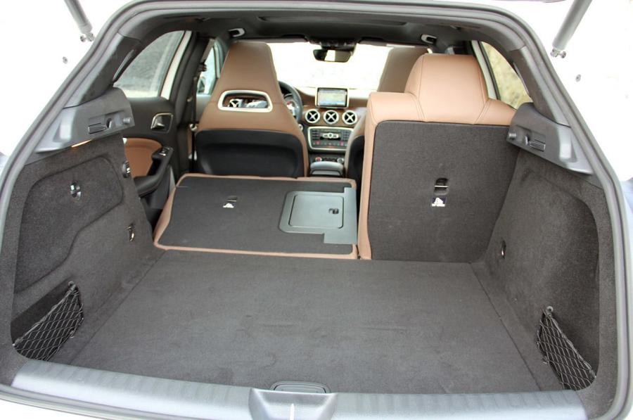  Mercedes-Benz GLA250 4Matic 2014 года  (фото 55 из 60)